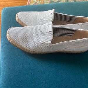 White leather espadrille men’s shoes; Clarks